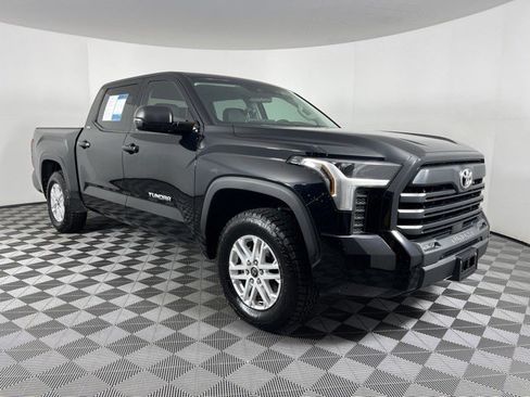 Used 2023 Toyota Tundra SR5 w/ SR5 Premium Package AWD/4WD image 2