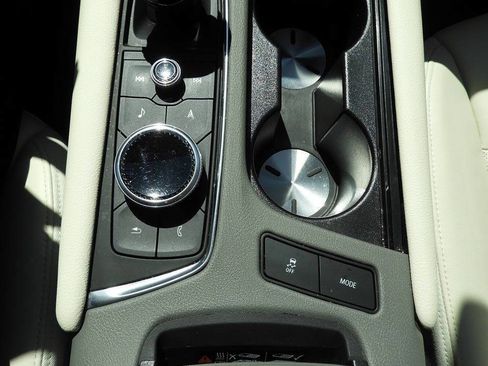 Used 2022 Cadillac XT6 Premium Luxury w/ Technology Package image 47