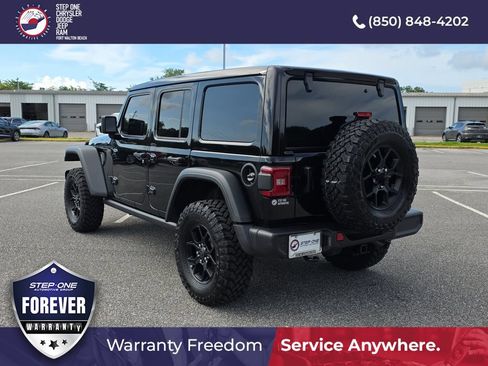 Used 2026 Jeep Wrangler Unlimited Sport AWD/4WD image 4