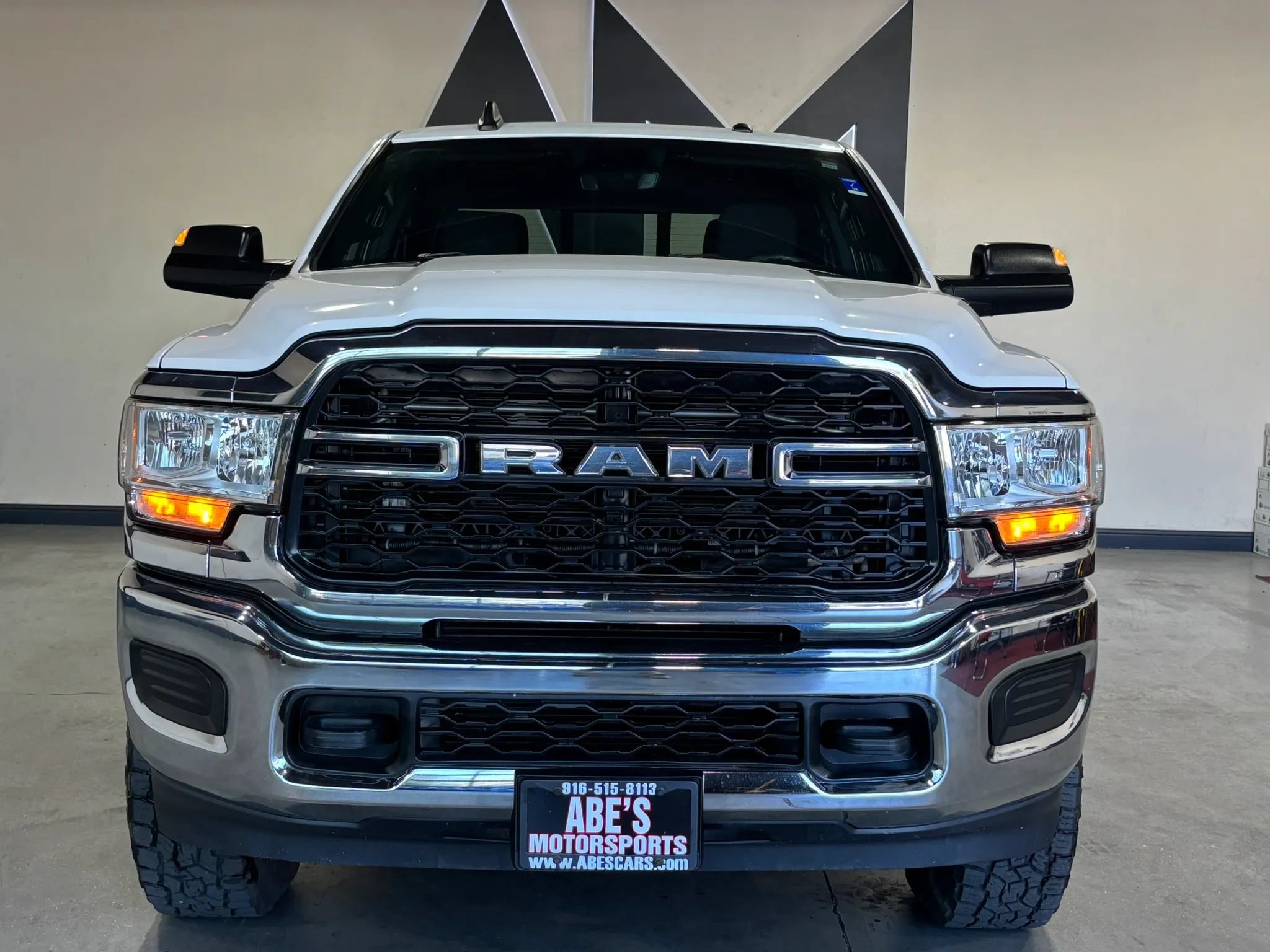 Used 2022 RAM 2500 Tradesman AWD/4WD image 2