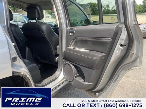 Used 2015 Jeep Compass High Altitude image 15