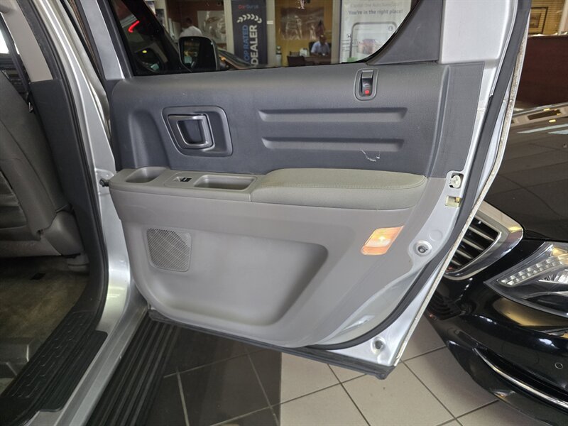 Used 2012 Honda Ridgeline RTS image 15