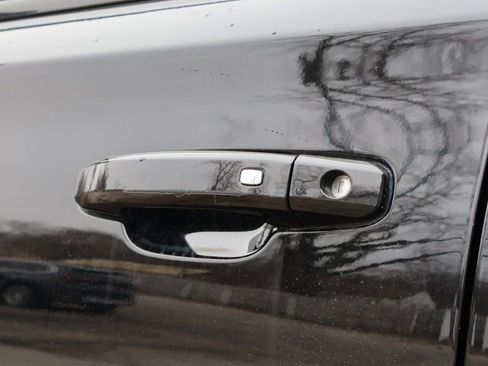 Used 2018 Chevrolet Tahoe Premier image 26