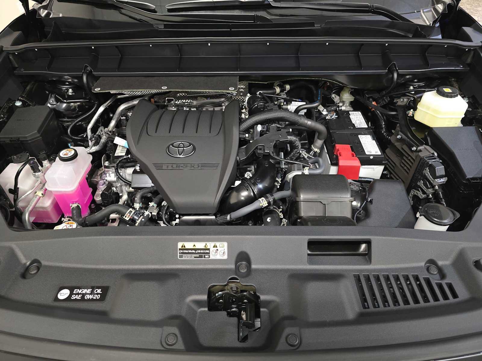 New 2026 Toyota Highlander Platinum AWD/4WD image 9