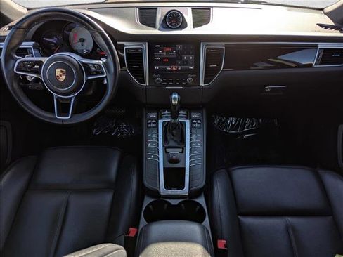 Used 2018 Porsche Macan S image 17