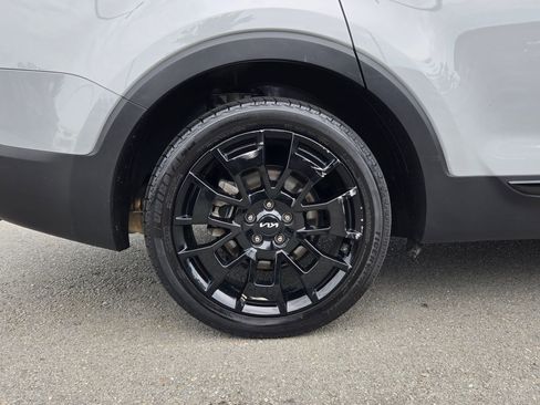 Used 2022 Kia Telluride SX w/ SX Prestige Package AWD/4WD image 17