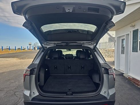 Used 2025 Chevrolet Equinox LT w/ Convenience Package II image 20