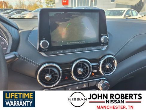 New 2025 Nissan Sentra SV image 6