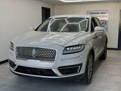 Used 2020 Lincoln Nautilus FWD w/ Equipment Group 101A image 2