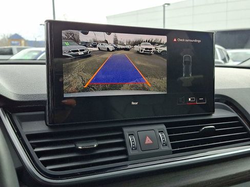 Used 2024 Audi Q5 2.0T Premium image 18