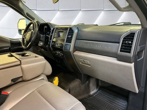 Used 2020 Ford F350 XL w/ Power Equipment Group image 16