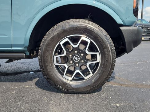 Certified 2022 Ford Bronco Outer Banks AWD/4WD image 10