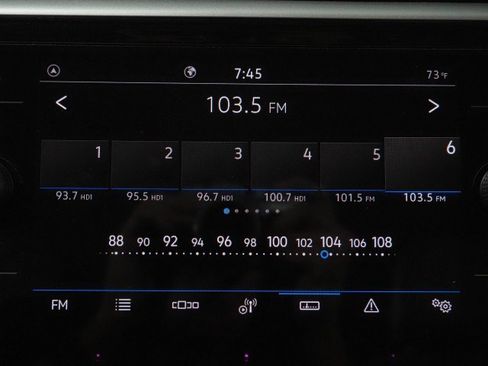 Used 2023 Volkswagen Atlas SE w/ Technology Package image 28