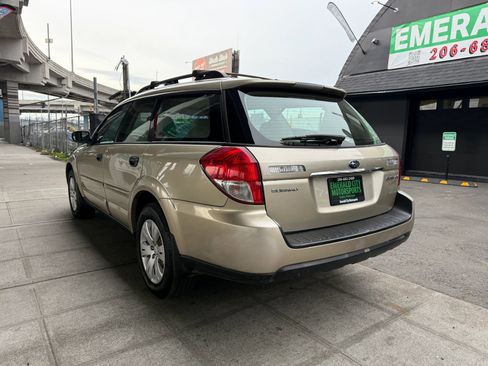 Used 2008 Subaru Outback 2.5i image 6