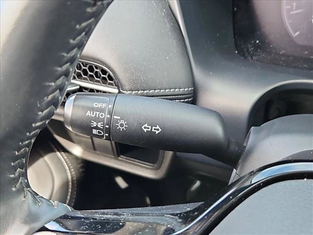 Used 2023 Honda HR-V EX-L image 14