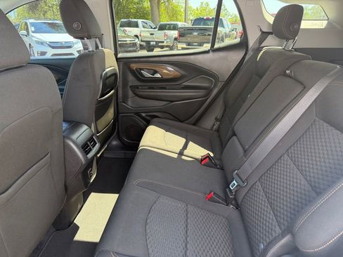 Used 2020 GMC Terrain SLE w/ Driver Convenience Package image 11