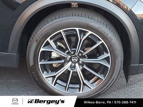 Certified 2025 MAZDA CX-70 Plug-In Hybrid w/ Premium Pkg image 10