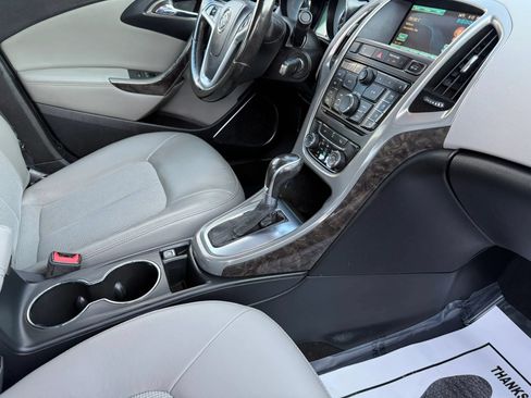 Used 2015 Buick Verano FWD image 34