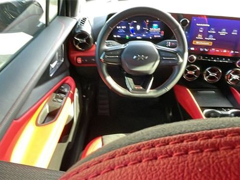 New 2025 Chevrolet Blazer EV RS image 13