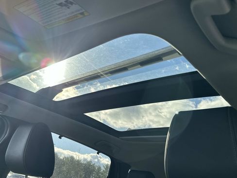 Used 2024 MAZDA CX-90 Plug-In Hybrid w/ Premium Pkg image 19