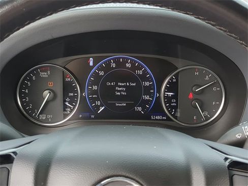 Used 2024 Buick Enclave Premium image 30