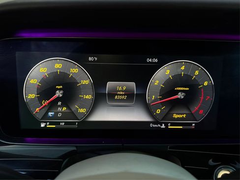 Used 2018 Mercedes-Benz E 400 Coupe image 12