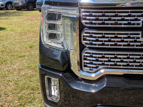 Used 2020 GMC Sierra 2500 Denali w/ Denali Ultimate Package AWD/4WD image 10
