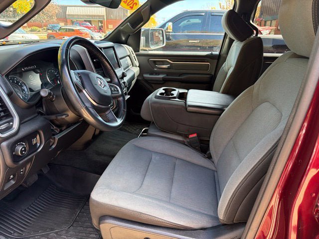 Used 2022 RAM 1500 Big Horn AWD/4WD image 9
