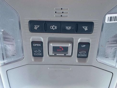 Used 2020 Toyota RAV4 XLE w/ Convenience Package AWD/4WD image 28