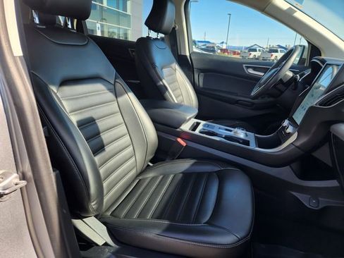 Used 2021 Ford Edge SEL AWD/4WD image 17