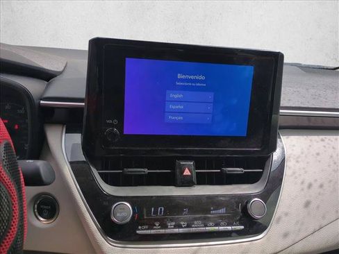Used 2025 Toyota Corolla LE w/ LE Premium Package FWD image 13