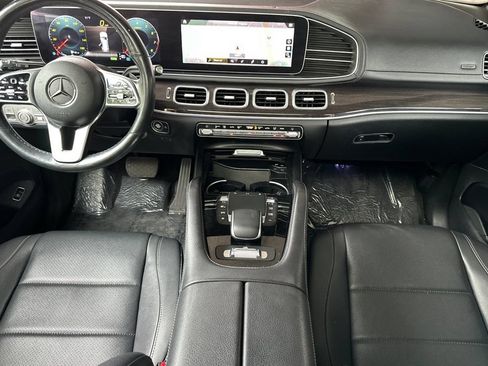 Used 2022 Mercedes-Benz GLS 450 4MATIC image 13