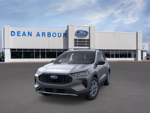 New 2026 Ford Escape Active w/ Tech Pack #1 AWD/4WD image 2