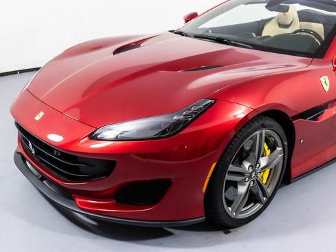 Certified 2019 Ferrari Portofino image 30