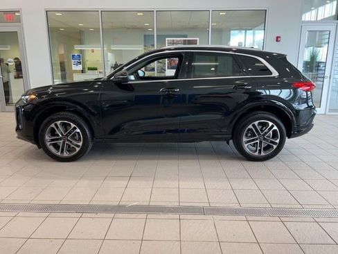 Used 2025 Audi Q5 Premium AWD/4WD image 5