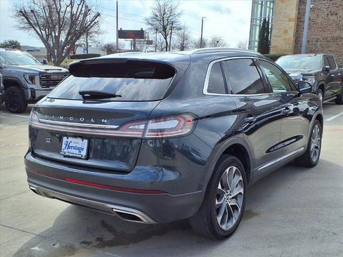 Used 2023 Lincoln Nautilus Reserve image 3