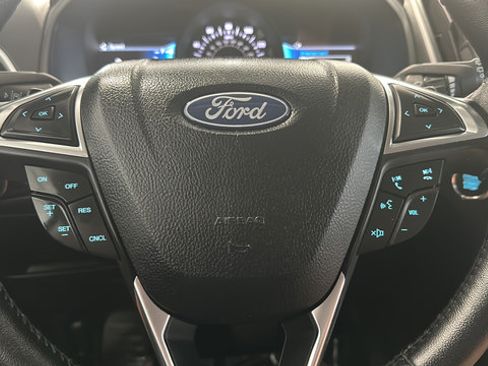 Used 2024 Ford Edge SEL w/ Convenience Package AWD/4WD image 16