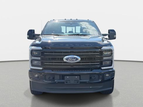 Used 2025 Ford F250 Platinum image 8