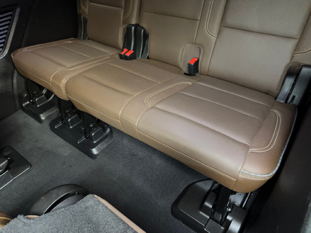 Used 2021 Chevrolet Tahoe High Country w/ Premium Package RWD image 41