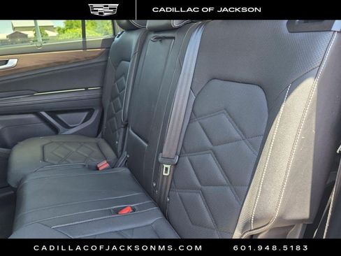 Used 2025 Volkswagen Atlas SE FWD image 28