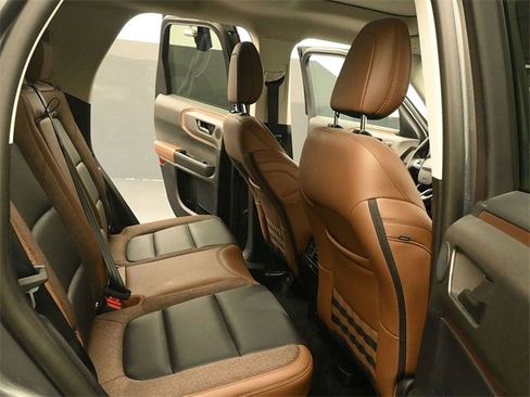 Certified 2025 Ford Bronco Sport Outer Banks w/ Outer Banks Tech Package+ image 17