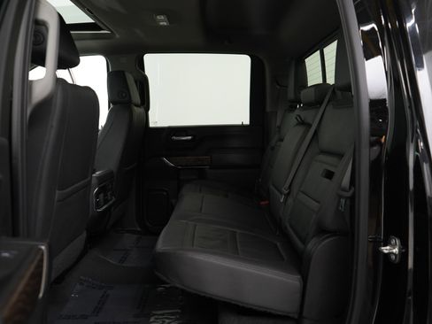 Used 2021 GMC Sierra 2500 Denali w/ Denali Ultimate Package image 17