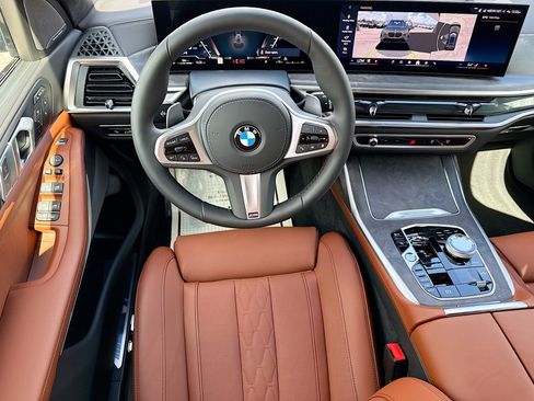 New 2026 BMW X7 xDrive40i w/ Executive Package image 18