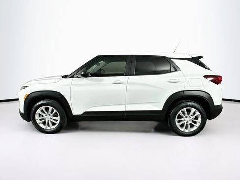 Used 2024 Chevrolet TrailBlazer LS FWD image 4