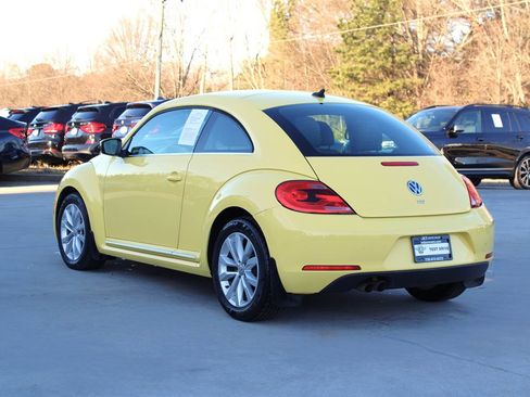 Used 2014 Volkswagen Beetle TDI image 5