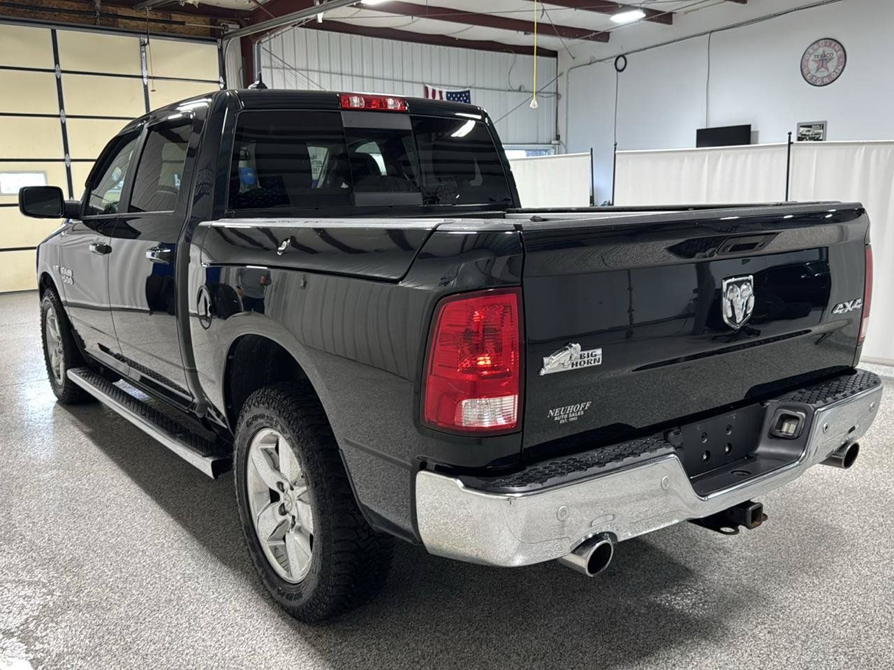 Used 2017 RAM 1500 Big Horn AWD/4WD image 4