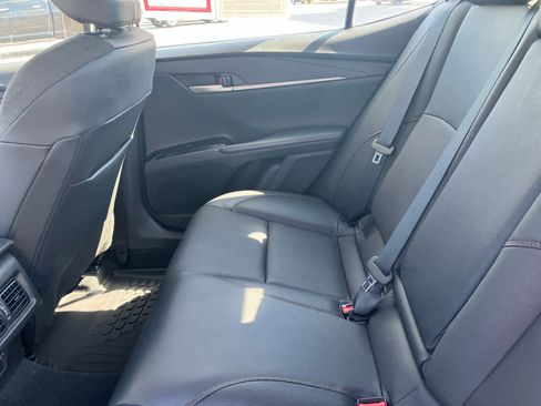 Used 2025 Toyota Camry XLE FWD image 36