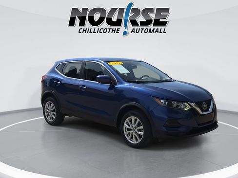 Used 2021 Nissan Rogue Sport S FWD image 2