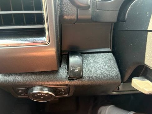 Used 2016 Ford F150 XLT w/ Equipment Group 302A Luxury AWD/4WD image 11