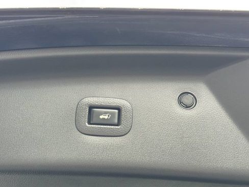 Used 2019 Nissan Armada SL w/ Premium Package RWD image 33